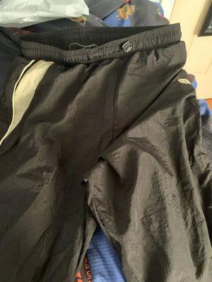 A468a15cc90824a96b665937e40bf7661j.jpg